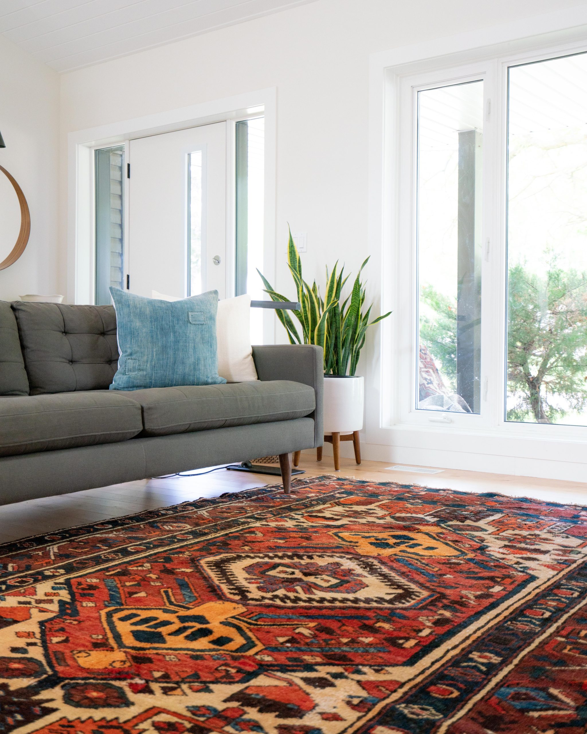 Teppiche können Farbe und Muster in Ihr Interieur bringen
